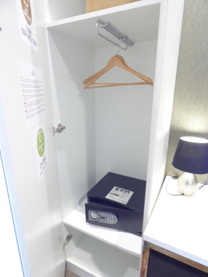 Standard Single Room Street View,1173510546:JPEG